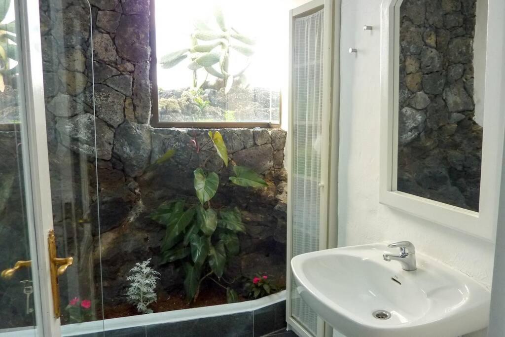 Los Frailes Eco Finca B Tinajo Exterior photo